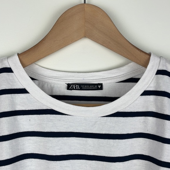 Zara Crop Top - Picture 2 of 6